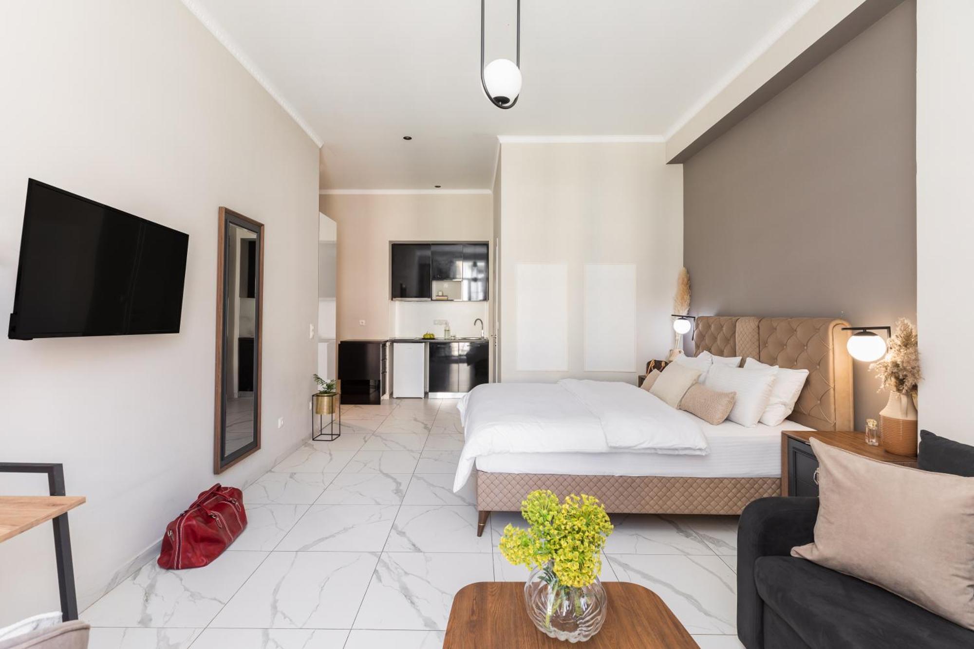 Black Onyx Comfort Suites - Timeless Design In A Heritage Building 테살로니키 외부 사진