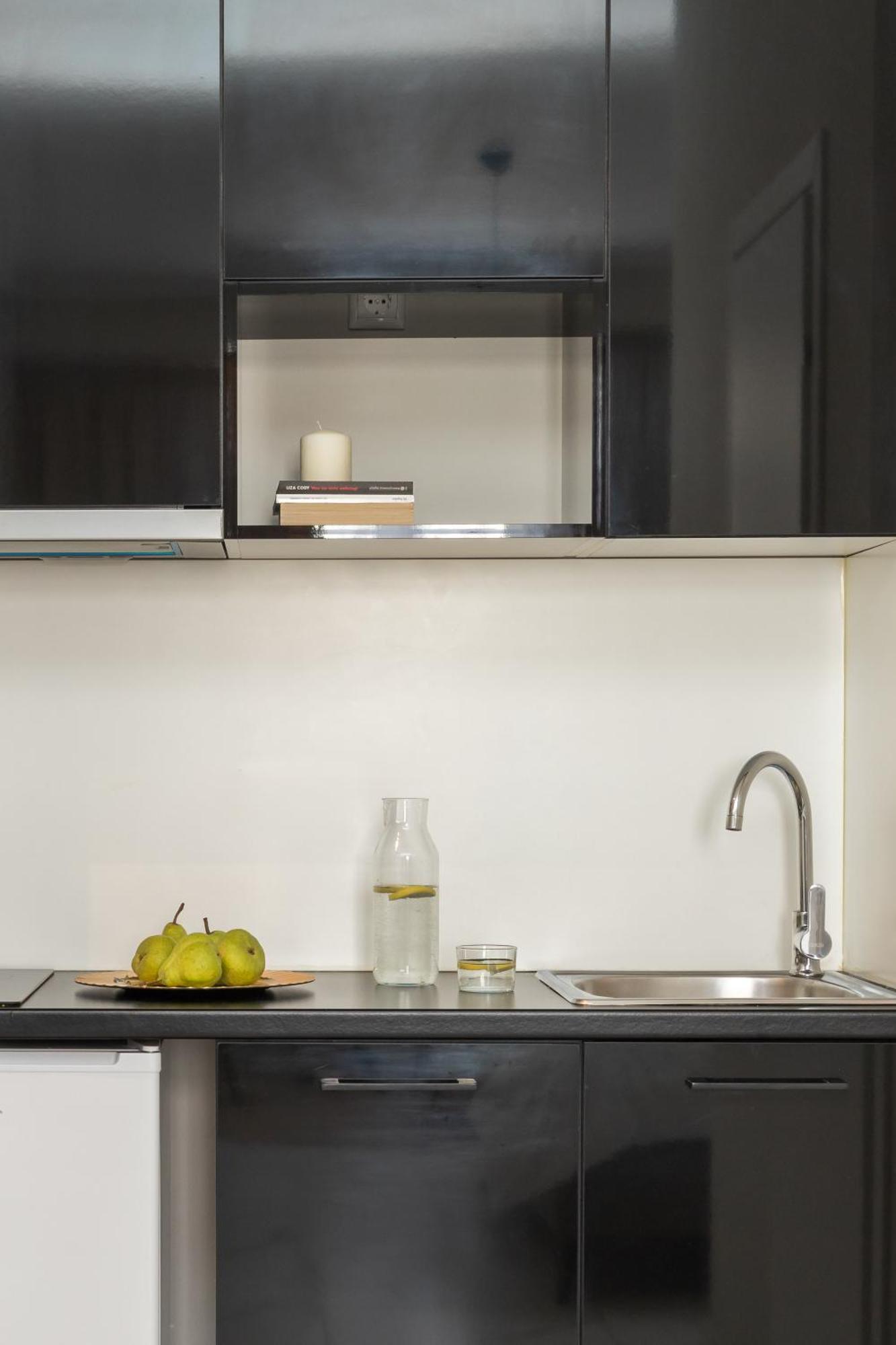 Black Onyx Comfort Suites - Timeless Design In A Heritage Building 테살로니키 외부 사진