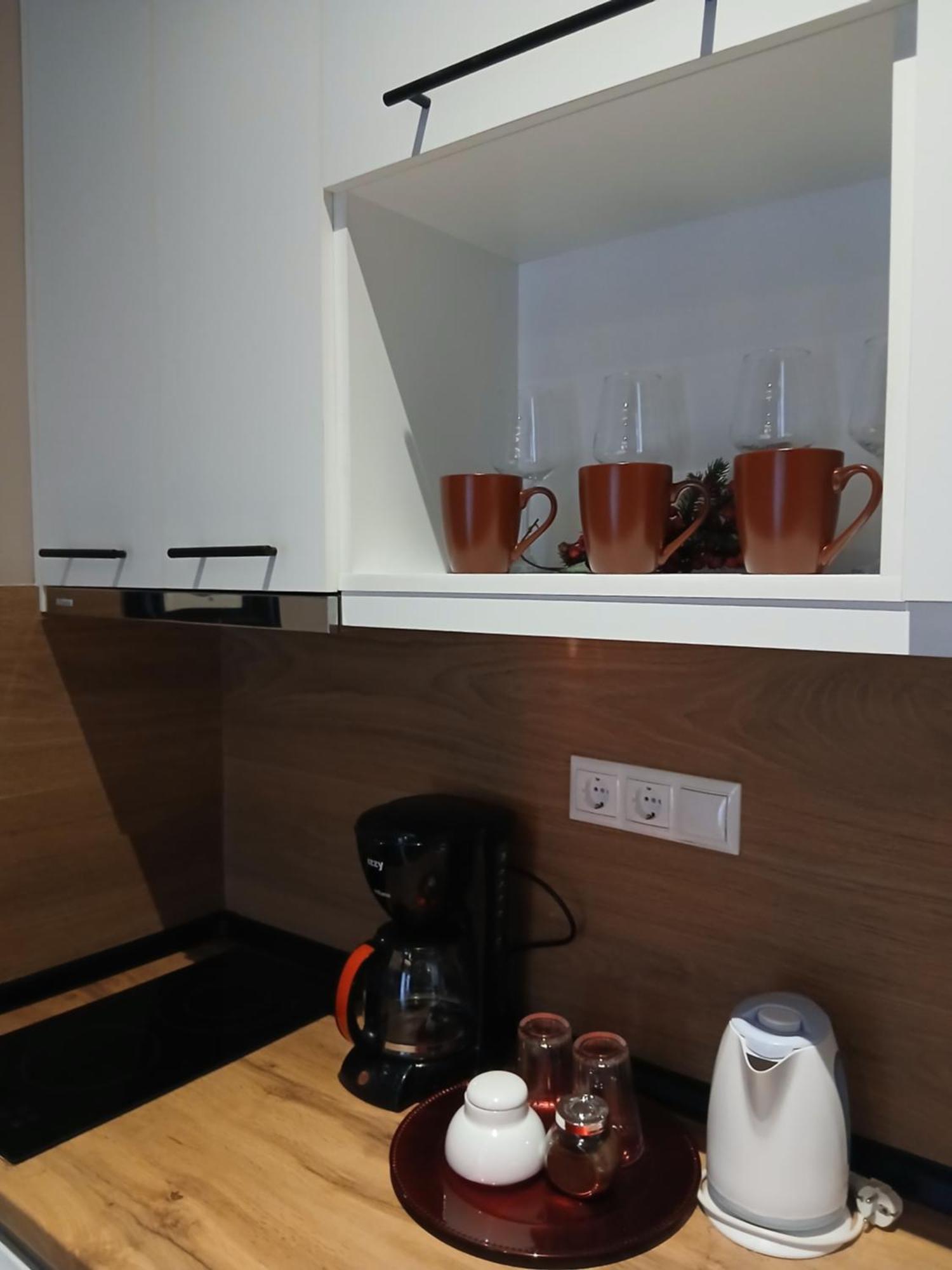 Black Onyx Comfort Suites - Timeless Design In A Heritage Building 테살로니키 외부 사진
