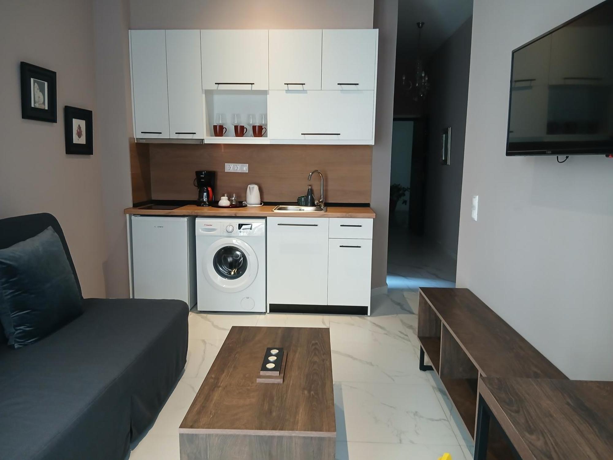 Black Onyx Comfort Suites - Timeless Design In A Heritage Building 테살로니키 외부 사진