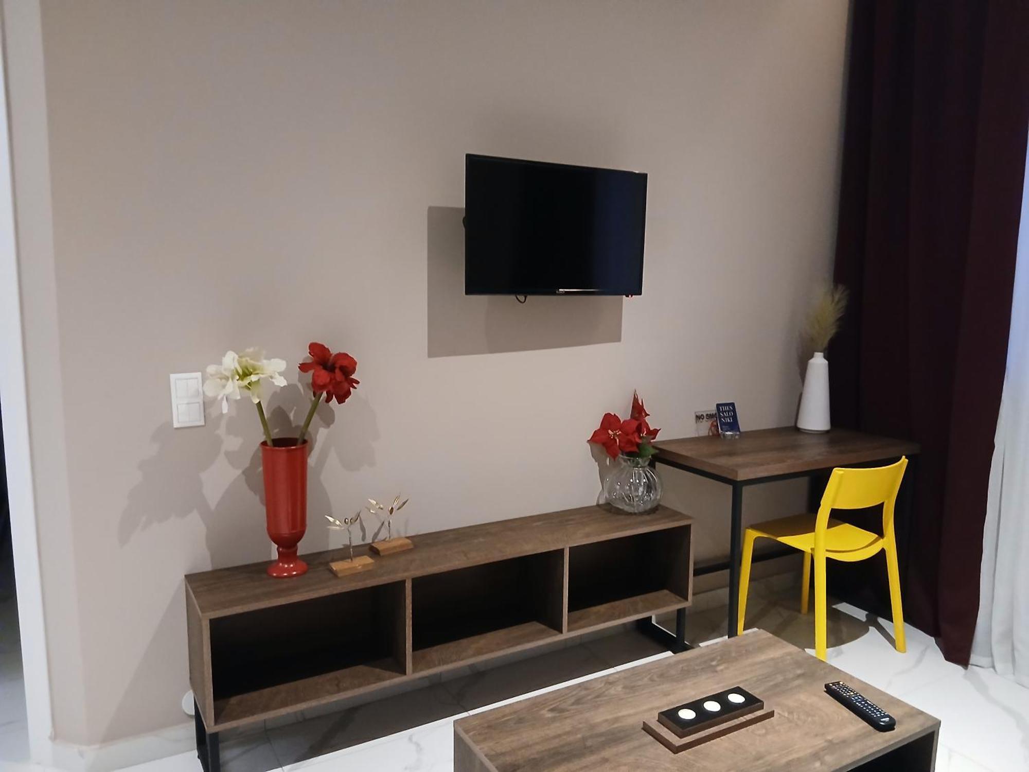 Black Onyx Comfort Suites - Timeless Design In A Heritage Building 테살로니키 외부 사진