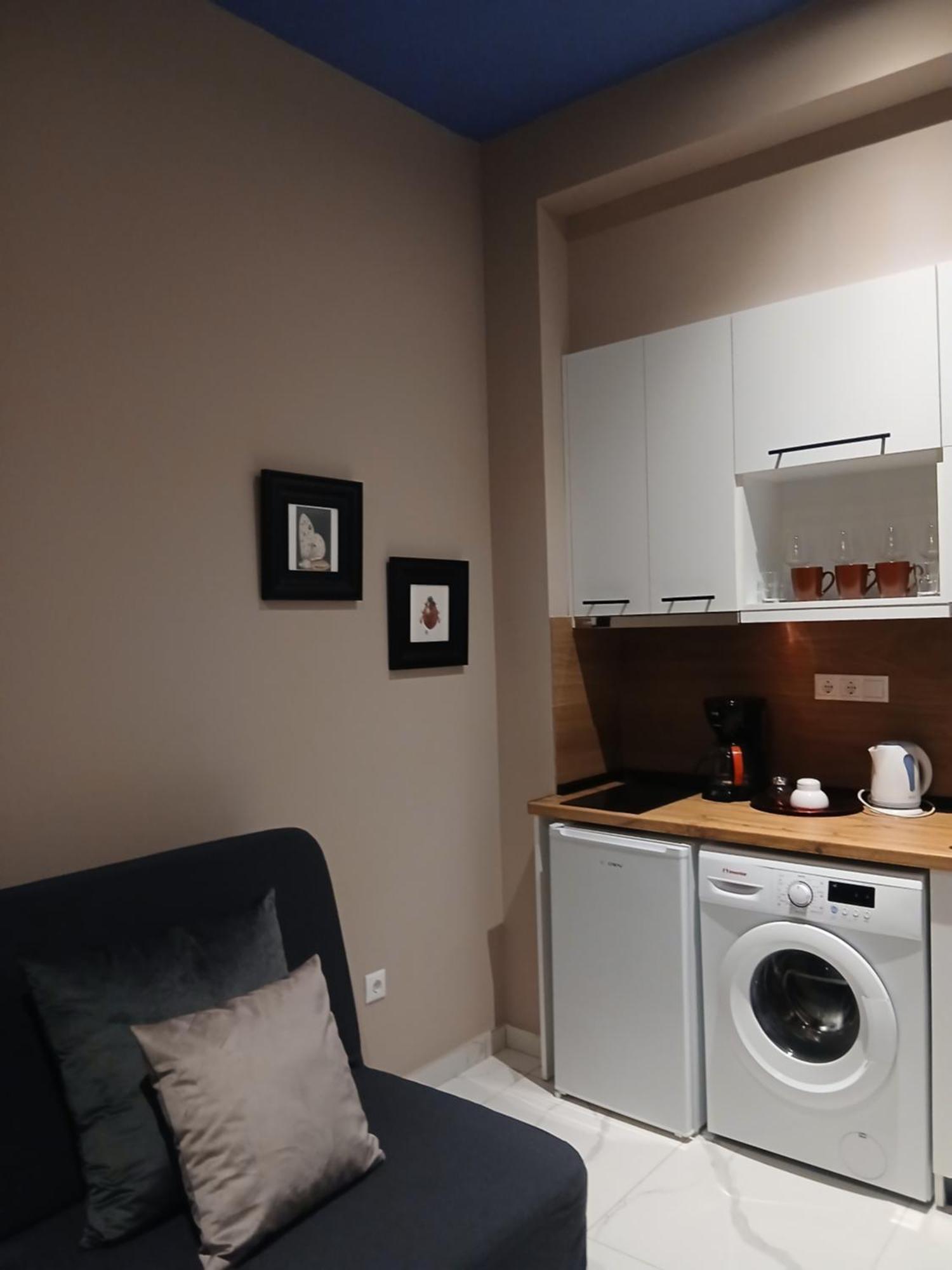 Black Onyx Comfort Suites - Timeless Design In A Heritage Building 테살로니키 외부 사진