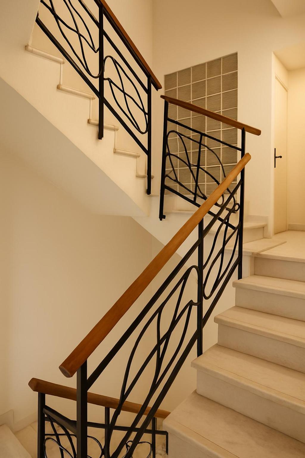Black Onyx Comfort Suites - Timeless Design In A Heritage Building 테살로니키 외부 사진