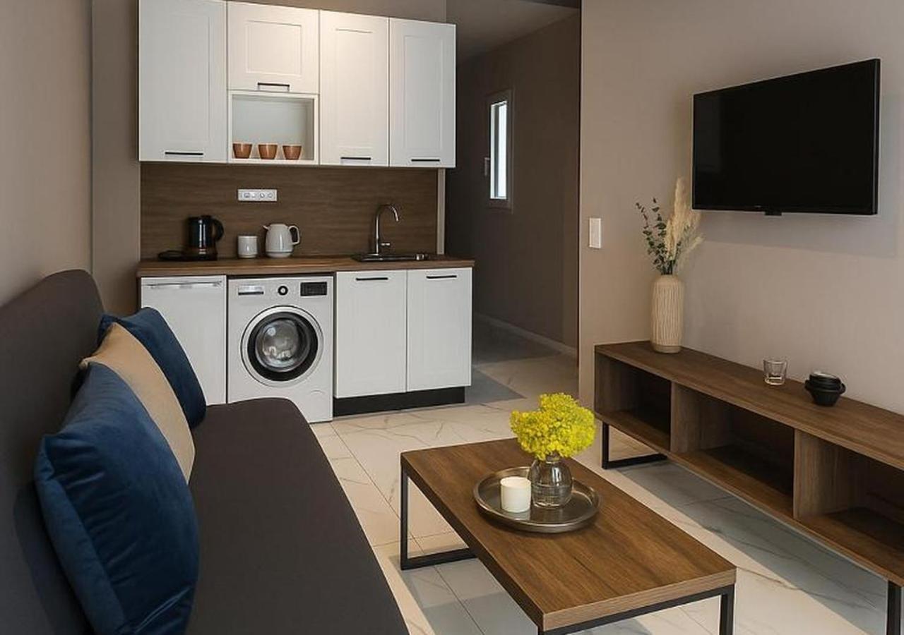 Black Onyx Comfort Suites - Timeless Design In A Heritage Building 테살로니키 외부 사진